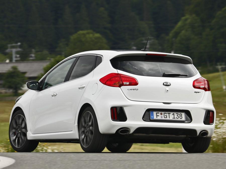  Kia cee&rsquo;d GT 2013 года  (UK) (фото 11 из 18)